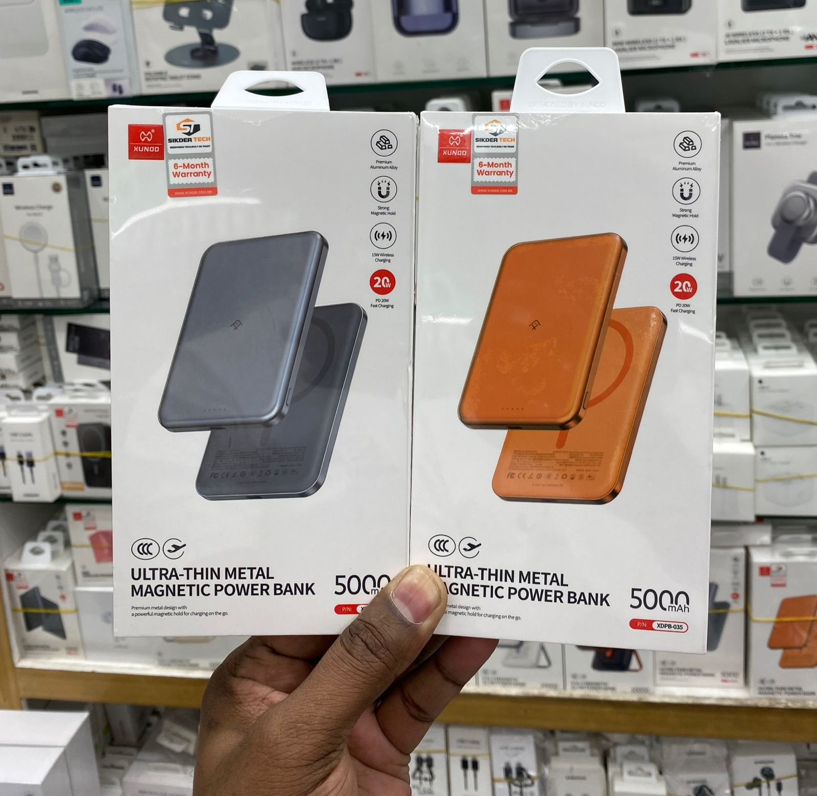 XUNDD XDPB-035 Ultra-Thin Metal Magnetic Power Bank 5000mAh – Sleek, Snap-On Power